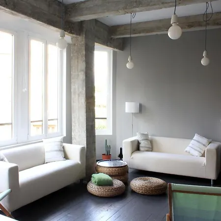 Playa Zurriola-no Parties At Home-no Fiestas En Casa-300 Meters To The Beach-90 M2 * San Sebastian