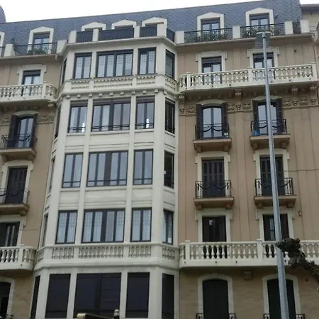 Apartamento San Sebastian Playa Zurriola - 500 Meters To Zurriola Beach And Size 90M2 -No Party At Home-