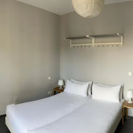 Apartment Playa Zurriola-no Parties At Home-andamio Hasta Marzo-scaffold Until March