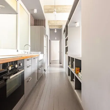 Apartment Playa Zurriola-no Parties At Home-no Fiestas En Casa-300 Meters To The Beach-90 M2 San Sebastian