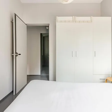 Apartment Playa Zurriola-no Parties At Home-no Fiestas En Casa-300 Meters To The Beach-90 M2 San Sebastian