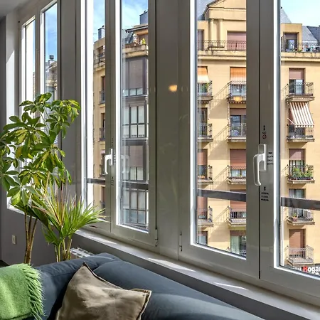 Playa Zurriola-no Parties At Home-no Fiestas En Casa-300 Meters To The Beach-90 M2 * San Sebastián