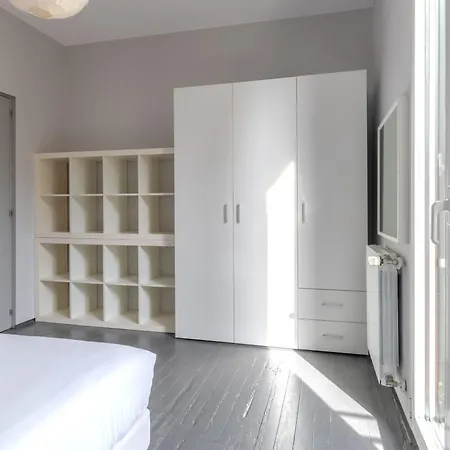Apartament Playa Zurriola-no Parties At Home-no Fiestas En Casa-300 Meters To The Beach-90 M2 San Sebastián