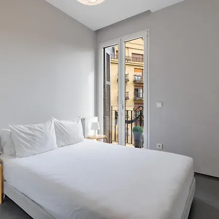 Playa Zurriola-no Parties At Home-no Fiestas En Casa-300 Meters To The Beach-90 M2 * San Sebastián